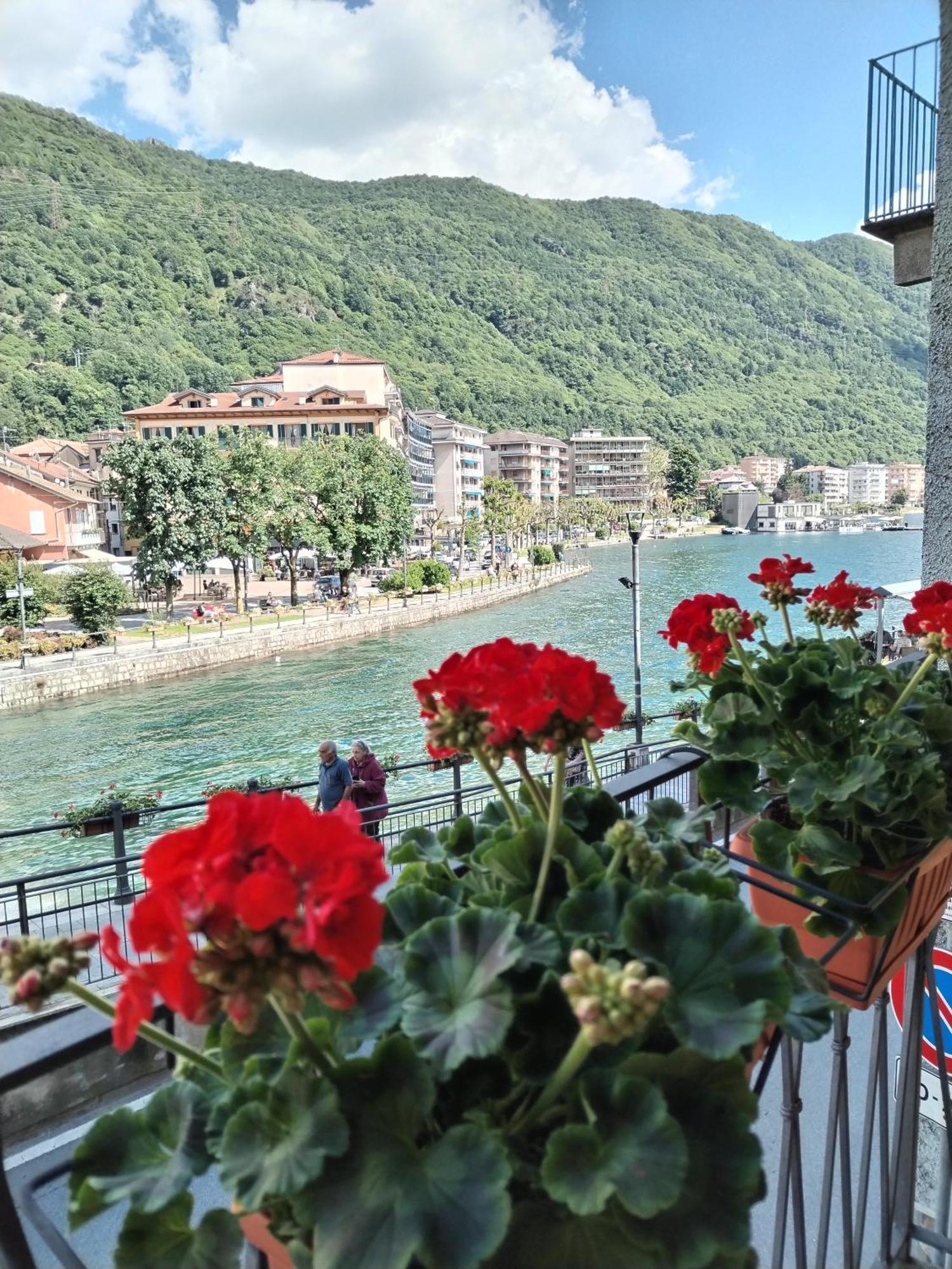 Un Balcone Sul Lago โอเมญา ภายนอก รูปภาพ